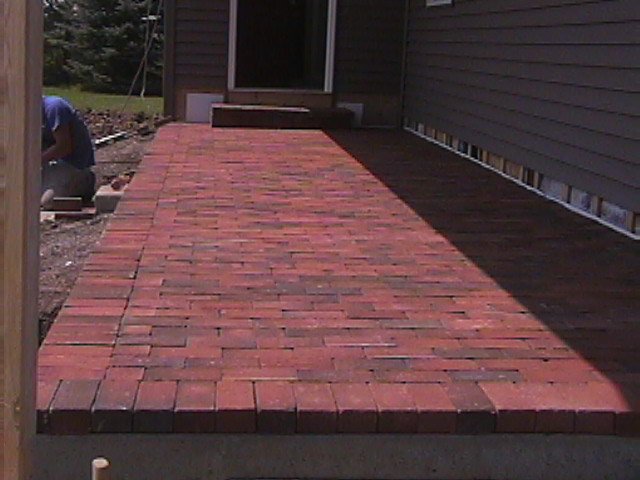 layingbrick3.jpg