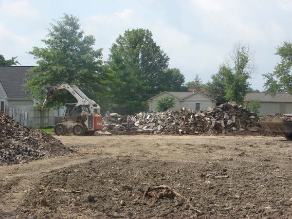 clearingthesite5.jpg