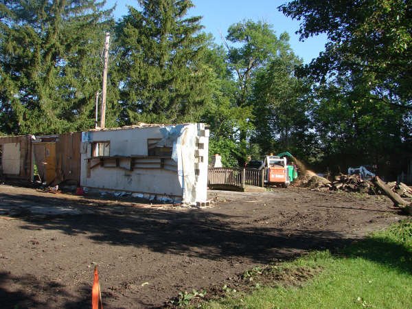 demolitioninprogress6.jpg