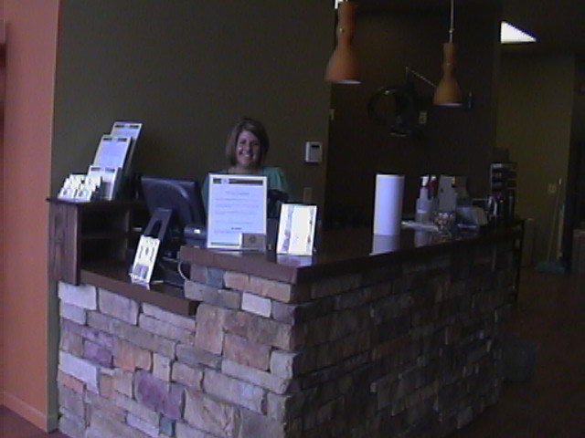 receptionistdesk.jpg